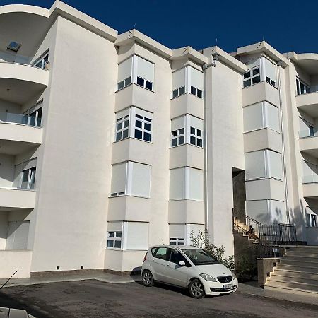 Apartments Bujkovic Bar Bagian luar foto