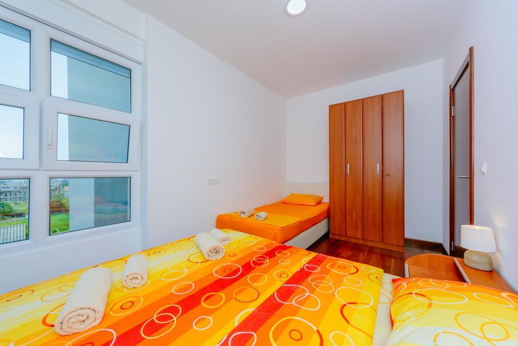 Apartments Bujkovic Bar Bagian luar foto