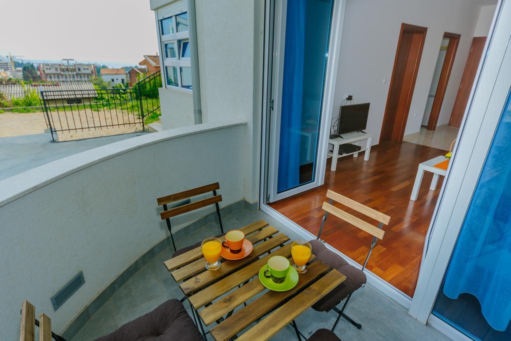 Apartments Bujkovic Bar Bagian luar foto