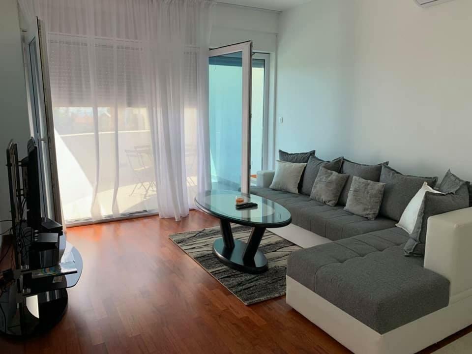 Apartments Bujkovic Bar Bagian luar foto